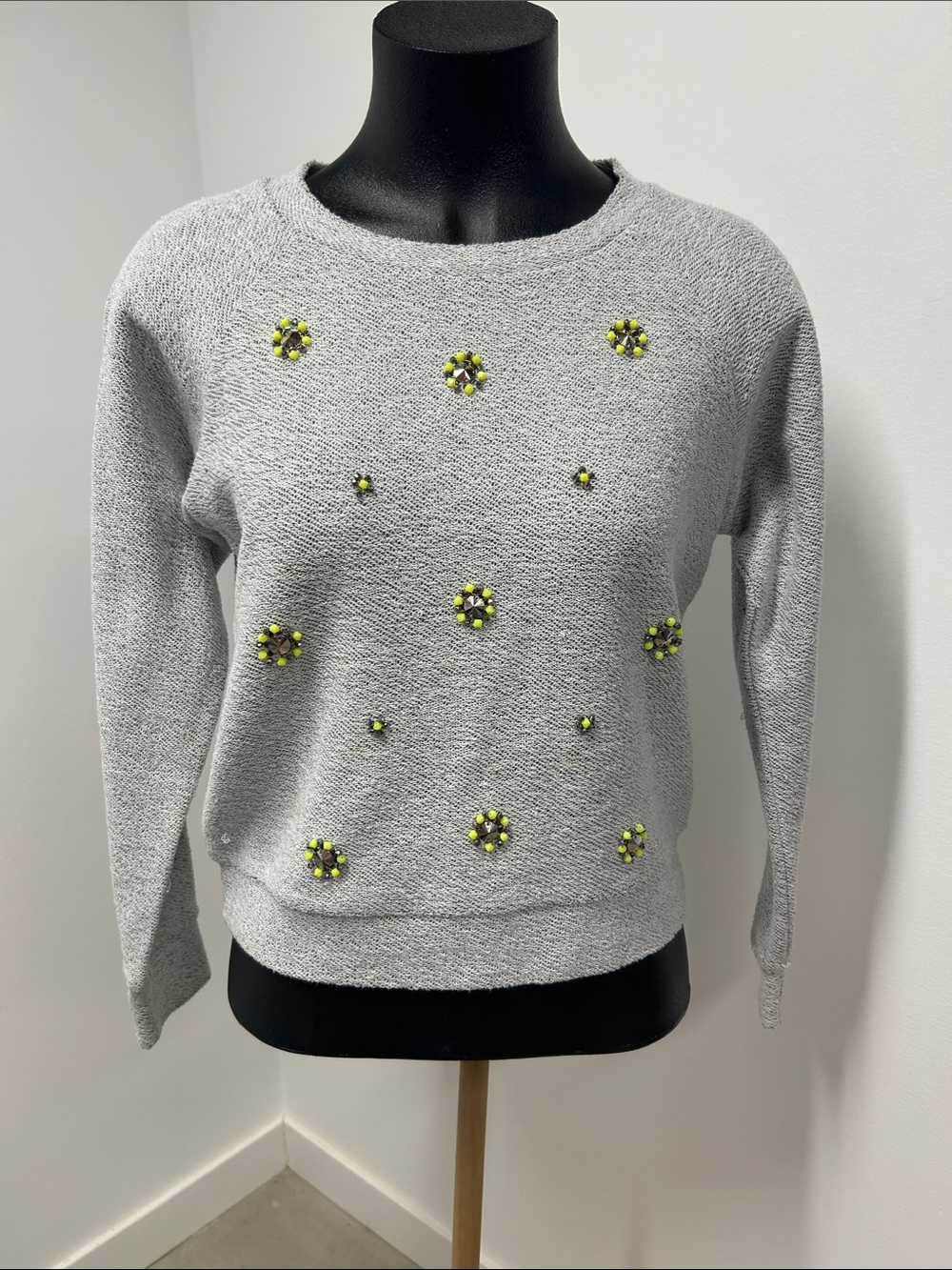 GB Gianni Bini Heather Grey Beaded Rhinestone Embellished Sweatshirt Sweater